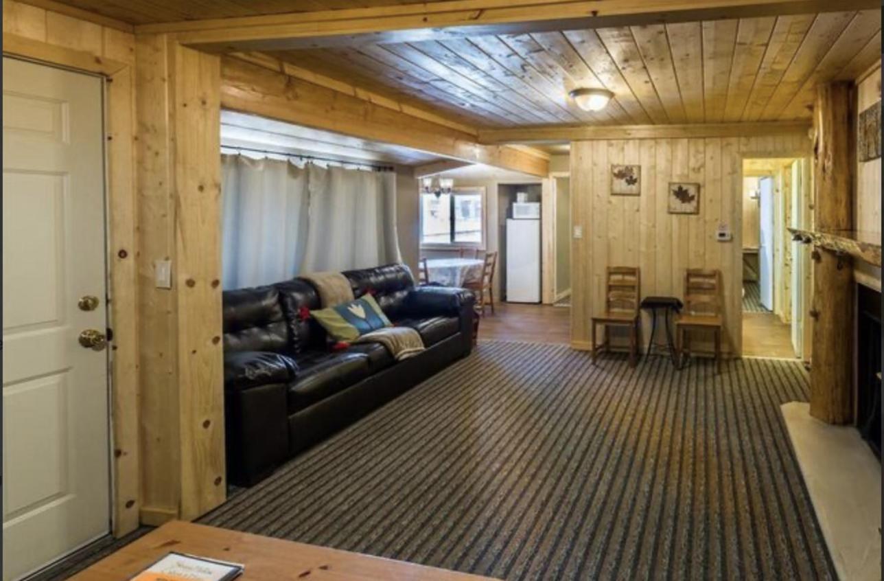 Sleepy Hollow Cabins And Hotel Crestline Buitenkant foto