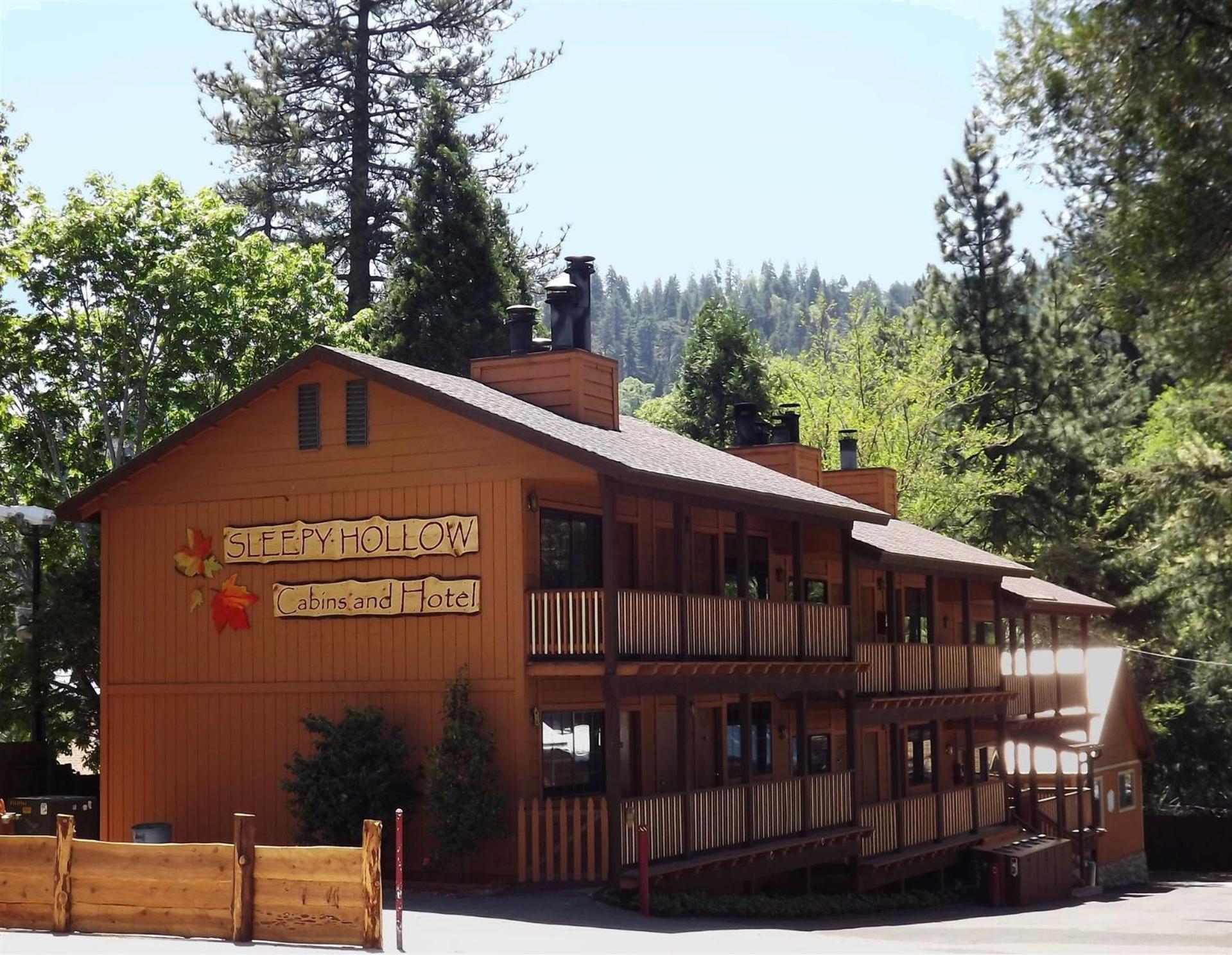 Sleepy Hollow Cabins And Hotel Crestline Buitenkant foto