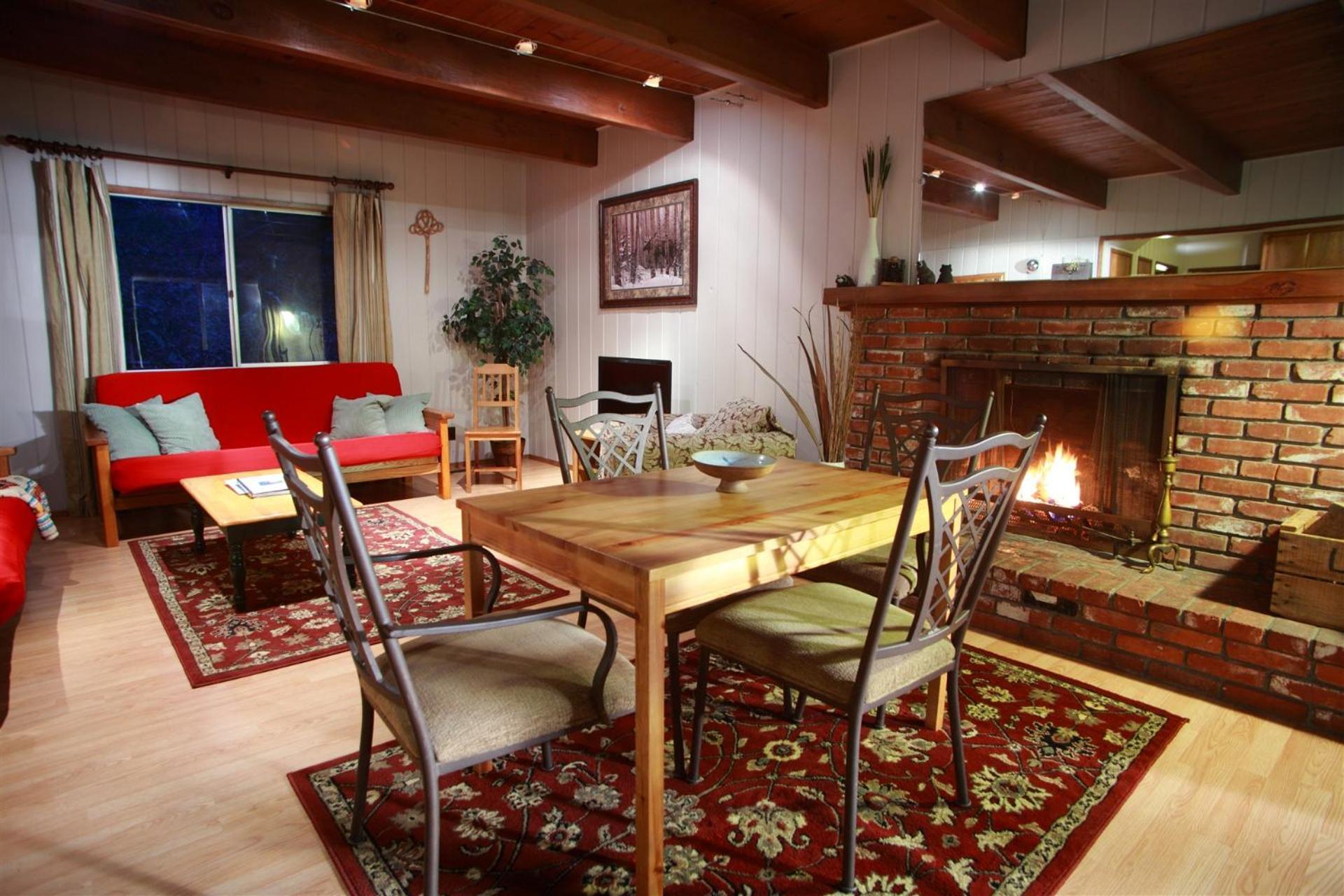 Sleepy Hollow Cabins And Hotel Crestline Buitenkant foto