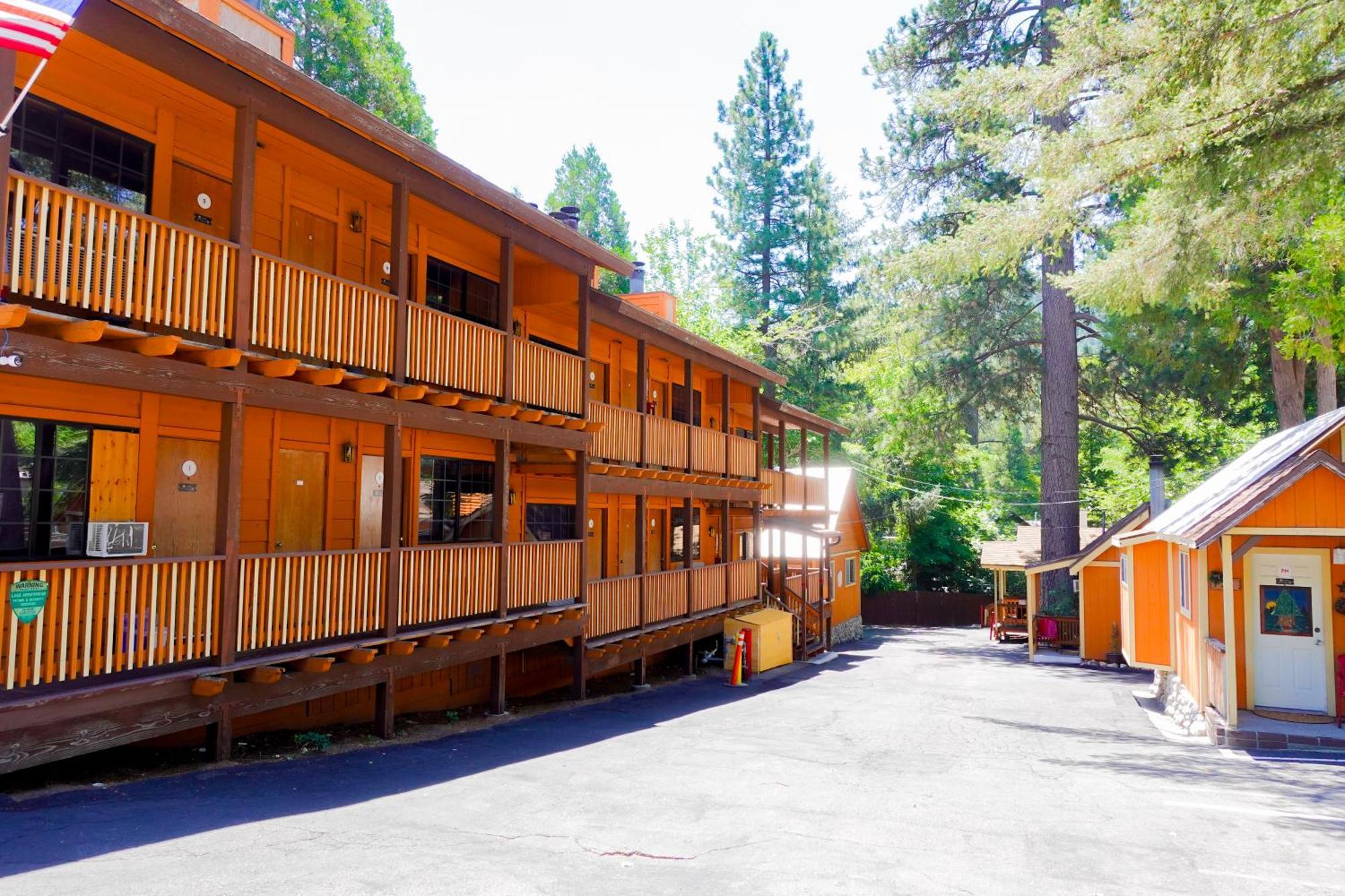 Sleepy Hollow Cabins And Hotel Crestline Buitenkant foto